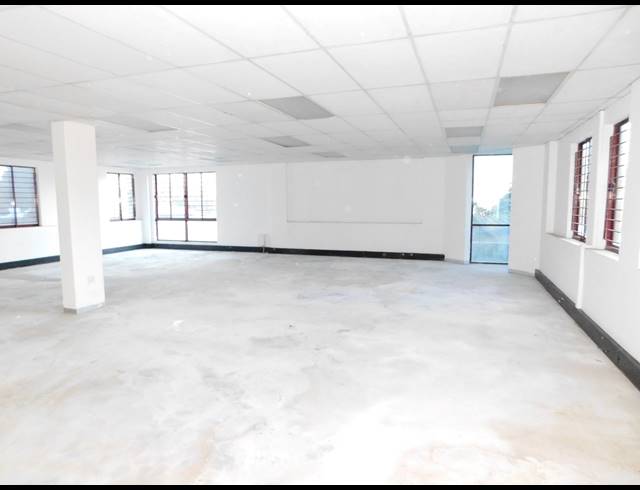 229M² OFFICE TO LET IN FERNDALE